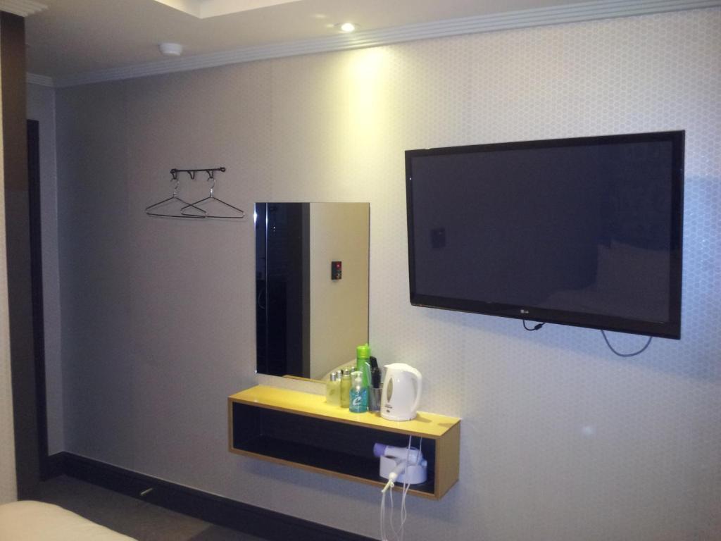 M Motel 2*